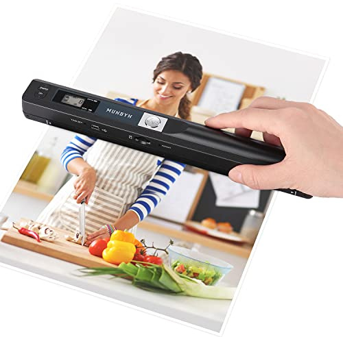 MUNBYN Portable Scanner, 900 DPI Handheld Wand Scanner, A4, 16GB SD, Black