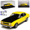 Atlas Ford Capri GT 1700 Coupe Gelb 1. Generation 1968-1973 Mit Sockel und Vitrine 1/43 Modell Auto