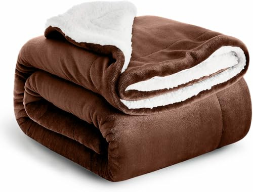 Casabella Sherpa Fleece Blanket - Blankets and Throws for Sofa Bed - Thick Warm Throw Blanket for Queen Bed - Soft Fluffy Bedding, Travel Accessories - Queen, Brown, 200X220cm