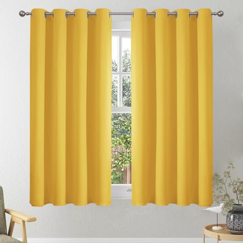 VEHEDE Ösenvorhang Verdunklungsvorhänge Gardinen mit Ösen Thermovorhang Hitzeschutz Blickdichte Vorhänge Verdunkelung Wohnzimmer, H 114 x B 117 cm, Senfgelb, 2er Set
