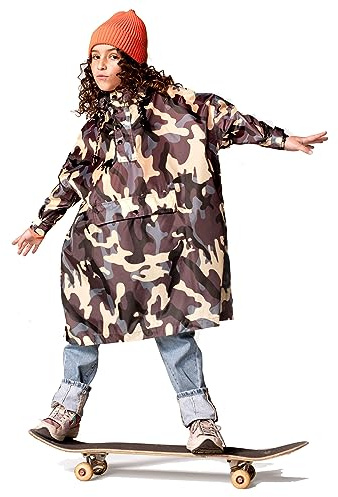Rainkiss – Regeponcho für Kinder – Wasserdicht – PFAS-frei – 120-160 cm – Multicolor – 100% recyceltes Polyester – Design: Jungle Camo