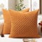 Softalker Herbst Kissenbezug 35x35 cm Orange Cordsamt 2er Set weiche Kissenhülle Kissenbezüge Sofakissen Zierkissen Dekokissen Couchkissen Herbstdeko Deko Wohnzimmer Haus Garten Stuhl Winter