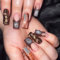 BelleVive Lot de 24 faux ongles carrés carrés à coller sur les ongles en acrylique 3D effet vague
