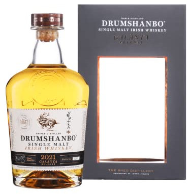 DRUMSHANBO - Single Pot Still Irish Whiskey - 43% Alcool - Origine : Irlande - Notes d'épices et de fruits secs - Vieilli en fûts d'oloroso et de bourbon - 70 cl