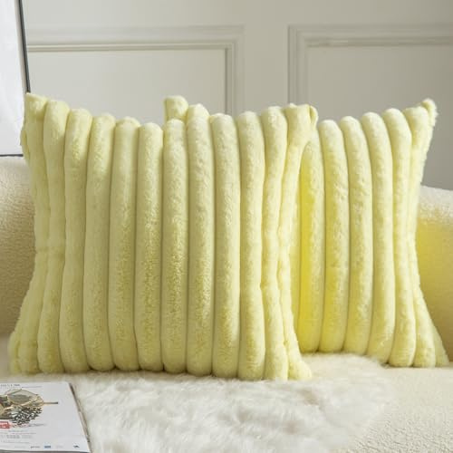 Mandioo 2er Set Kissenbezug gestreiftes Künstlich Pelz Superweich Kissen Flauschig Modern Kissenhülle Deko Sofa Wohnzimmer Schlafzimmer Kissenbezüge 40 x 40 cm Gelb