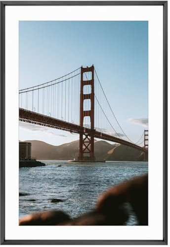 Frametory Metall-Bilderrahmen mit Passepartout, Größe ca. 33 x 48 cm, Passepartout ca. 28 x 43 cm, Echtglas, Aluminium-Bilderrahmen-Kollektion, Schwarz, 1 Stück