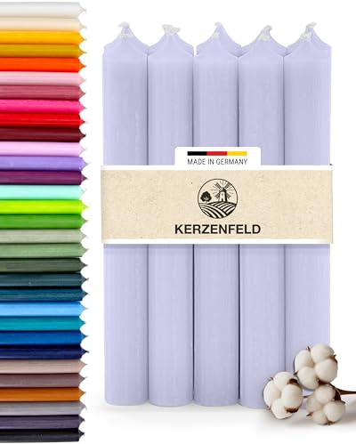 Premium Stabkerzen Flieder durchgefärbt, 10 Stück - 180mm x 22mm Länge | Made in Germany, Lange Brenndauer 8+ Stunden - Bunte Spitzkerzen Ohne Tropfen & Rußen - RAL-Zertifizierte Haushaltskerzen