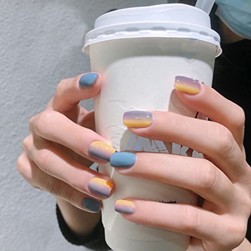 Faux ongles brillants à presser en forme de cercueil Bellarine - Couverture complète - Faux ongles en acrylique - Manucure pour les mains pour femme (dégradé bleu court)