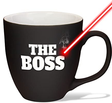 PR Print Royal XXL Jumbotasse graviert mit Spruch - The BOSS - Hochwertige Porzellan-Tasse mit Gravur, Soft Touch Oberfläche matt, Geschenke für Chef Geburtstag Weihnachten | Diamond Black, 400 ml