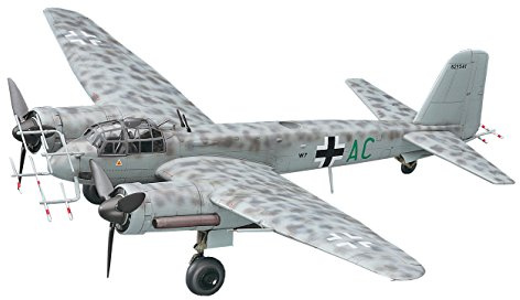Hasegawa 1:72 Scale Junkers JU88G-6 Nachtjager Model Kit
