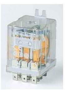 Finder Serie 60 – RELE Industrial Faston 230 VAC 3 Kontakte