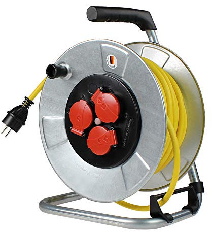 as - Schwabe Metallkabeltrommel 40 m K35 AT-N07V3V3-F 3G1,5 Leitung 230V / 16A, mit 3 roten Schutzkontaktsteckdosen inkl. Klappdeckel & Thermoschutzschalter, IP44, Made in Germany, Silber, 10344