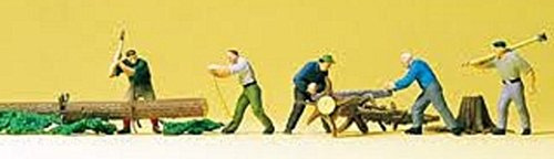 Preiser 10495 Lumberjacks with Tree Trunks (5)