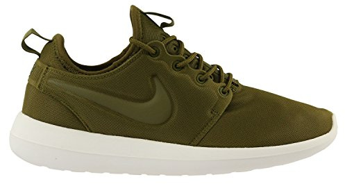 Nike Women's 844931-300 Fitness Shoes, Green Olive Flak Sail Dark Loden, 38