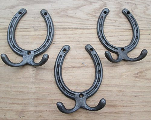 IRONMONGERY WORLD® (3032L) 3 X CAST Iron Traditional Horse Shoe Coat Hanging Hook Antique Style