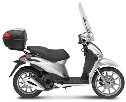 KIT PARABREZZA PARAVENTO GIVI 107A + COMPRESO DI ATTACCHI 107A + A107A LIBERTY 50 125 150 200 RST MOC 2004 - 2010