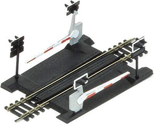 Hornby Single Track Level Crossing, R645