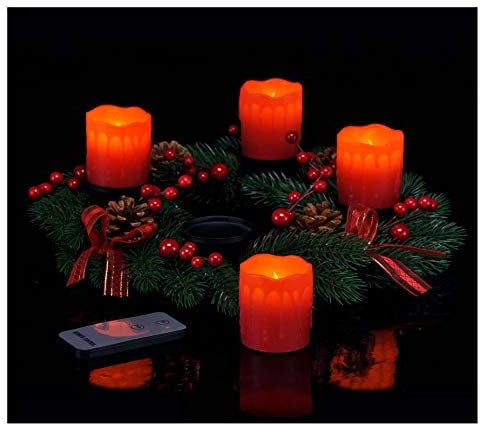 Spetebo Adventskranz mit 4 LED Kerzen und Fernbedienung - roter Weihnachtskranz mit Echtwachskerzen