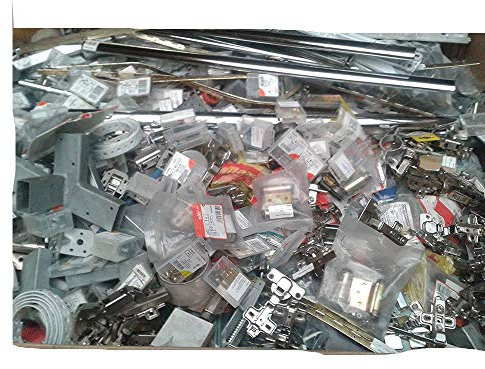 10 Kg Restposten Kleineisenteile (Schrauben Nägel Haken ect. 3,99 Euro je Kg)