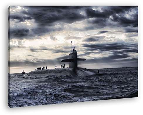 Leinwandbild Militär-U-Boot auf offener See, mächtig und still Format: 80x60 cm XXL Kunstdruck Bild auf Keilrahmen/Wandbild/Wohnzimmer Deko