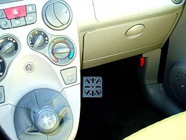 DashMount FIAT Panda Baujahr 2003 bis 02/2012 KFZ Navi Handy Halterung
