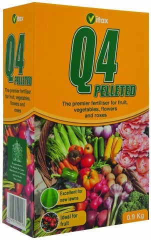 Vitax Q4 - Premier Fertiliser For Fruit, Vegetables, Flowers & Roses - 2.5kg