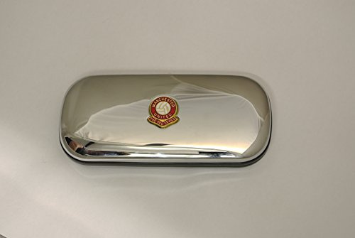 Polished chrome football club glasses case – Manchester United