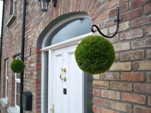 Best Artificial Pair of 28cm Conifer Topiary Grass Balls