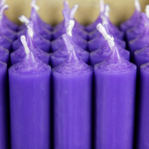 Bütic GmbH Stabkerzen durchgefärbt 250mm x Ø 22mm - Kerzen hochgereinigt, Brenndauer 11,5h, geruchsneutral, rußarm mit rückstandsfreiem Abbrand, Farbe:Violett, Set mit:8 Stück