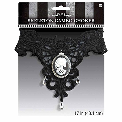 Amscan 841430-55 - Halsband aus Spitze, Einheitsgröße für Erwachsene, Schwarz-Weiß, Polyester u. Kunststoff, mit Anhänger u. silbernen Perlen, Halskette, Vampir, Adelige, Halloween, Karneval