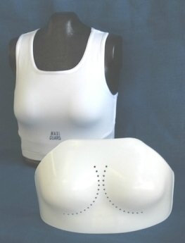 S.B.J - Sportland Damen Brustschutz Maxiguard Weiss, Gr. M