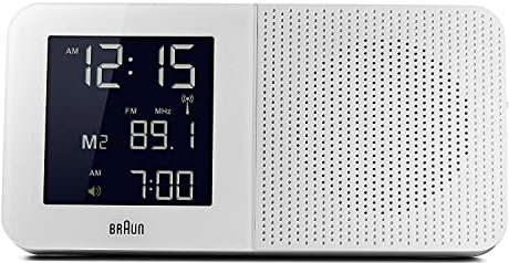 Digitaler multiregionaler Funkwecker von Braun mit FM-/AM-Radio, negatives LC-Display, Schnelleinstellfunktion, Alarmfunktion, in Weiß, Modell BNC010WH-RC