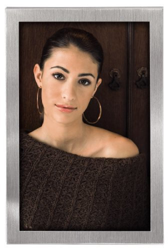 Hama Bilderrahmen 13x18 cm Bristol (Portrait Fotorahmen zum Aufstellen und Aufhängen mit Samtrückwand) silber