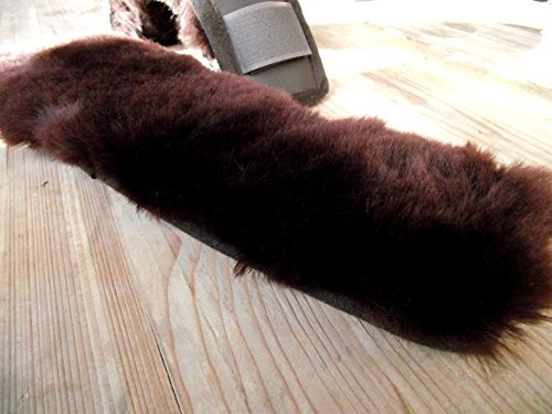 Schöner Spezial Nasenschoner, Genickschoner aus echtem Lammfell, braun, kastanienbraun, mit echt Leder Verstärkung