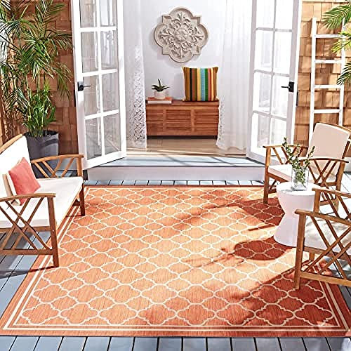 SAFAVIEH Geometrisch Teppich für Wohnzimmer, Esszimmer, Schlafzimmer - Courtyard Collection, Kurzer Flor, Terrakotta und Knochen, 79 X 152 cm