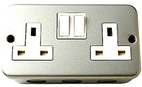 Merriway BH02774 Switched Socket 13 Amp 2-Gang - Metal Clad