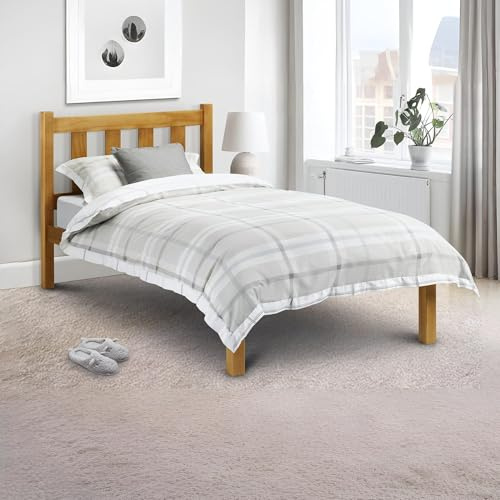 Julian Bowen Poppy Bed, Single, Solid Pine - W100 x D201.5cm | Traditional Bed Frame, 90cm/3ft, Ideal for Kids & Guest Rooms, No Box Spring Needed, Durable Solid Pine Construction