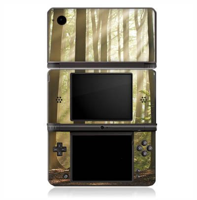 DeinDesign Skin kompatibel mit Nintendo DSi XL Folie Sticker Wald Licht Baum
