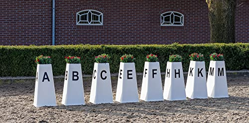 Nedlandic Quality Horse Supplies Dressurkegel, G.P. Kegel, 8 Dressur-Buchstabenkegel,für Dressurviereck von 20 m x 40 m: A,B,C,E,F,H,K,M.