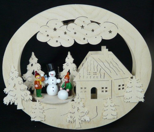 Rudolphs Schatzkiste Fensterbild mit Haus Schneemann und Beleuchtung BxHxT 32x32x4cm NEU Lichterbogen Fensterbogen Spitzbogen Erzgebirge Seiffen Weihnachten Licht Holz Dekoration Beleuchtung