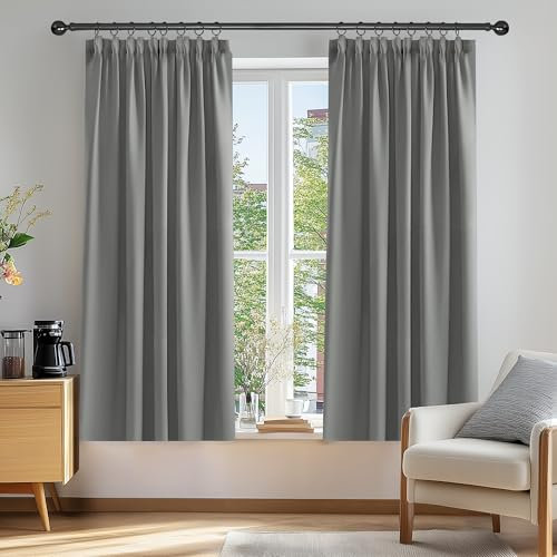 Deconovo Vorhang Blickdicht Vorhang Verdunkelung Vorhang Kinderzimmer Winter Warm, 183x132cm(HöhexBreite), Hellgrau, 2er Set