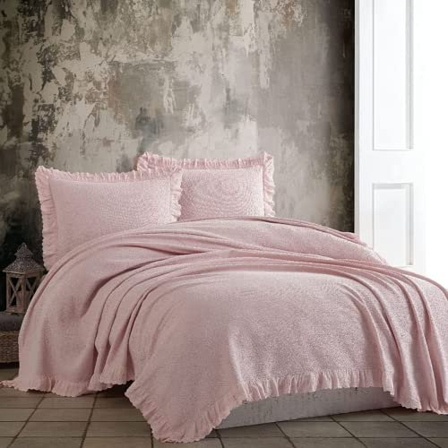 Şaheser Estila Tagesdecke mit Rüschen, 220x240 cm, 3 teilig, 1x Tagesdecke 2X Oxford Kissenbezüge, Überwurf für Sofa, Sessel & Bett Bettüberwurf Sofadecke Wolldecke Wohndecke Kuscheldecke (Rosa)