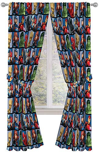 Jay Franco Marvel Avengers Team Vorhänge, 213,4 cm, 4-teiliges Set, schöne Raumdekoration und einfacher Aufbau, Fenstervorhänge mit 2 Paneelen und 2 Raffhaltern, offizielles Marvel-Produkt