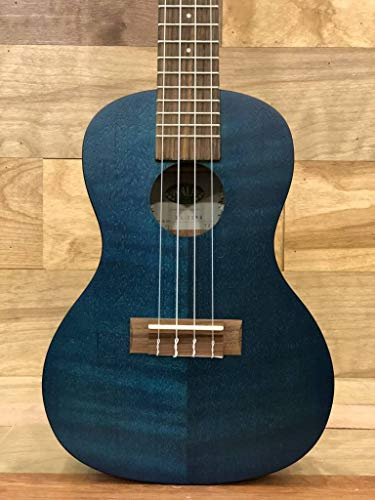 Kala Blue Konzert-Ukulele, exotisches Mahagoni, Blau satiniert, KA-CEMB Set mit Kala-Stimmgerät und Lumintrail-Poliertuch