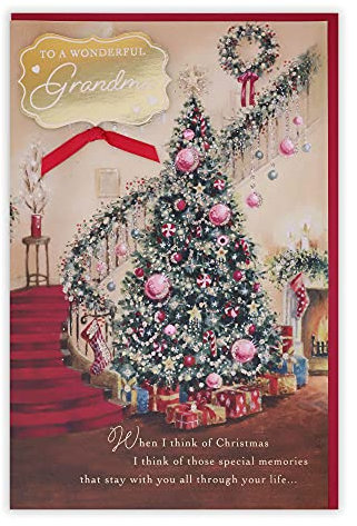 Clintons: Trad Tree Next To Stairs Weihnachtskarte für Oma