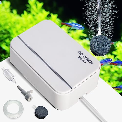 Boxtech Pompa ad aria per acquario ultra silenziosa, Flusso d'aria regolabile, Potente pompa aeratore con 2 uscite, Bolle forti e fini(2 Watts)
