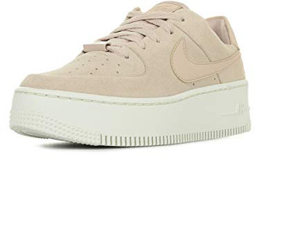Nike Damen W AF1 SAGE Low Fitnessschuhe, Mehrfarbig (Particle Beige/Particle Beige/Phantom 201), 38 EU