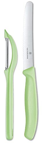Victorinox Swiss Classic, Gemüsemesser-Set mit Schäler, 2-teilig, Extra scharfe Klinge, Wellenschliff, 11cm, robuster Kunststoffgriff, Hellgrün, Made in Switzerland, Spülmaschinengeeignet