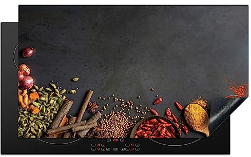 KitchenYeah© Copri Piano Induzione 90x52 cm Cucina Coprifornelli Copertura Protezione Cottura Tutto per la Cucina Erbe - Cibo - Spezie - Nero - Pepe - Cannella