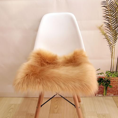 Kunstfell Sitzkissen, Kleiner Quadratisch Felle für Stühle, Plüsch Flauschiger Sitzauflage Stuhl, Flauschiger Teppich, Sitzfelle für Stühle Dekofell Schlafzimmer Asthetische (Khaki, 40*40 CM)